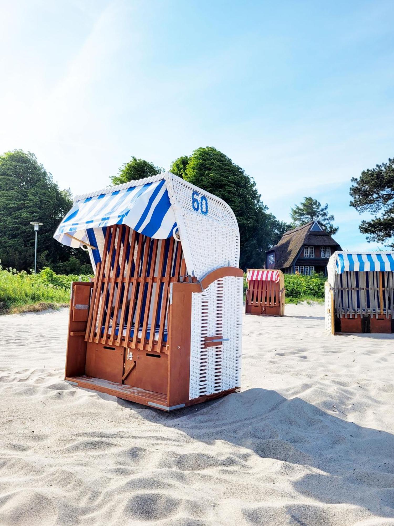 Hochwertige Ferienwohnung In Ruhiger Lage Mit Eigener Terrasse Und Parkplatz, Nur 7 Gehminuten Zum Strand Entfernt - Hoher Schlafkomfort Dank Boxspringbett Шарбойц Екстер'єр фото